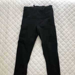 Lululemon 25” black leggings